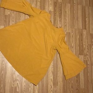 Beautiful top perfect condition worn few times